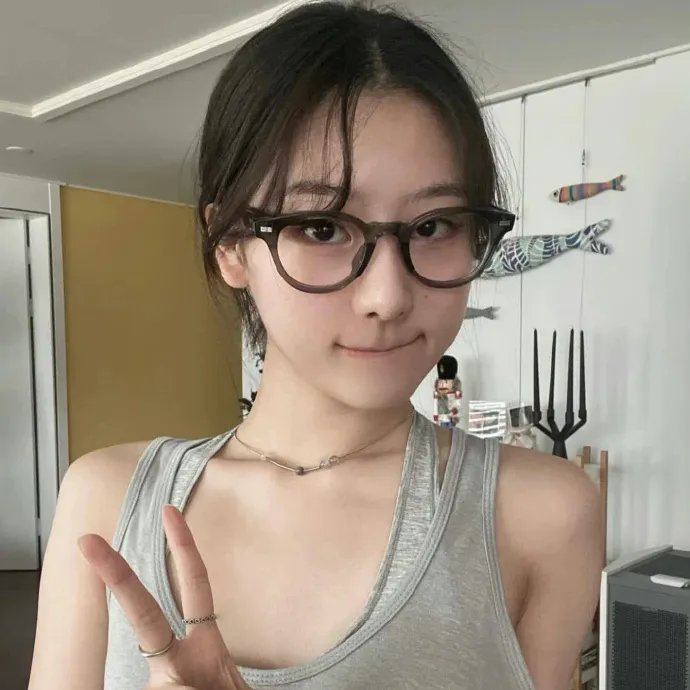 锦鲤小福星她出口成金